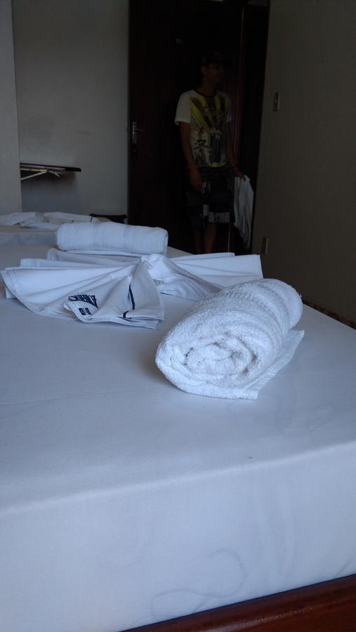אפרסידה Hotel Queiroz Aparecida מראה חיצוני תמונה